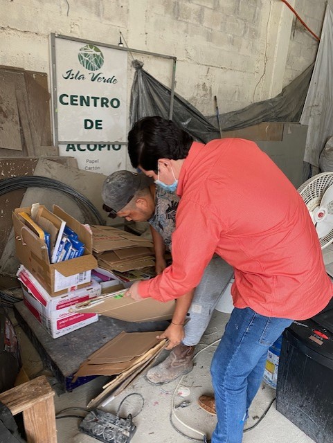 Recolección y entrega de material para reciclaje a Colectivo Isla Verde 